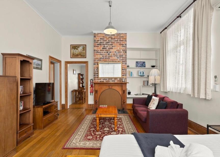 Stamps Of Stanley Apartment Exterior photo