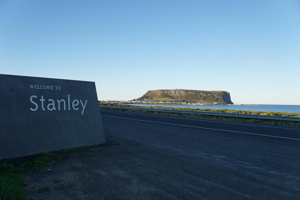 Stamps Of Stanley Apartment Exterior photo